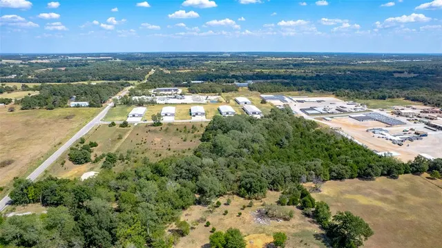 Photo 5 — 373 Howard Boulevard, Harrah, OK 73045