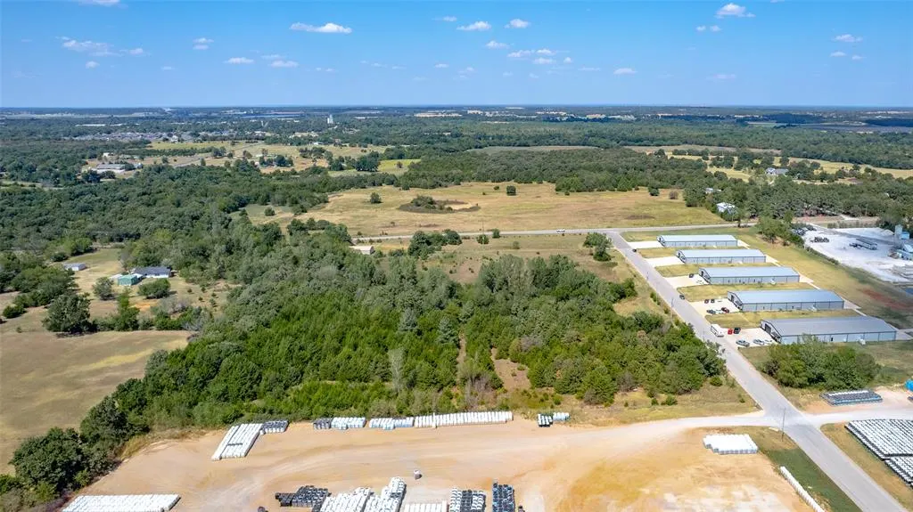 Photo 7 — 373 Howard Boulevard, Harrah, OK 73045
