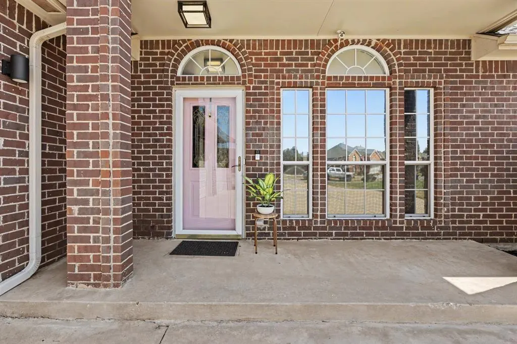 Photo 3 — 4820 Rocky Road, Yukon, OK 73099