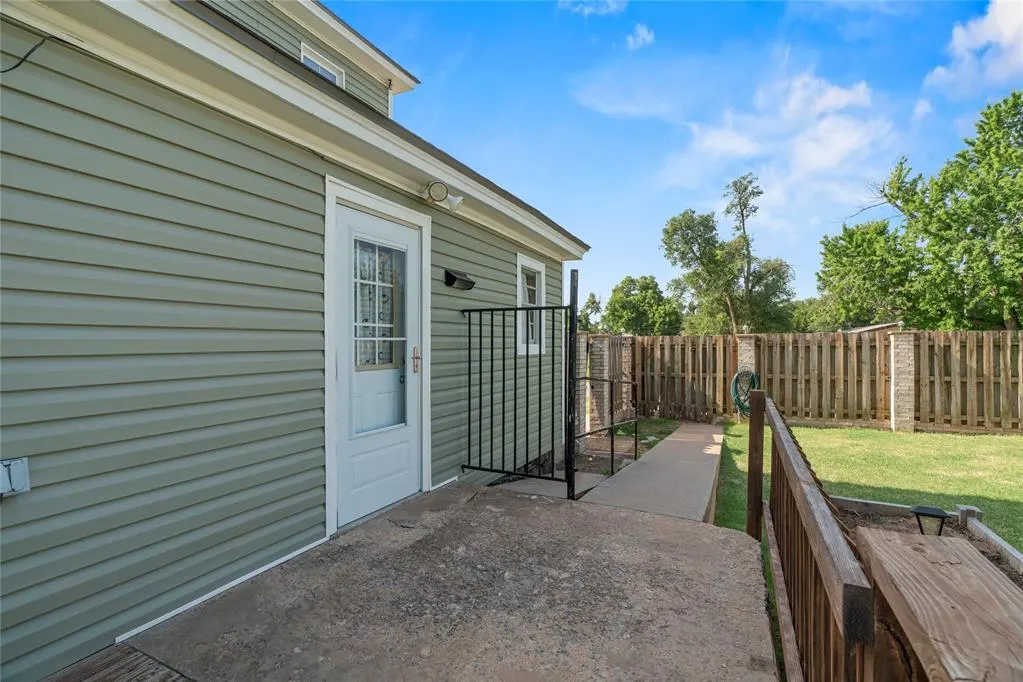 Photo 33 — 301 N Wikoff Avenue, Watonga, OK 73772
