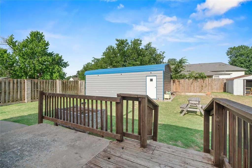 Photo 34 — 301 N Wikoff Avenue, Watonga, OK 73772