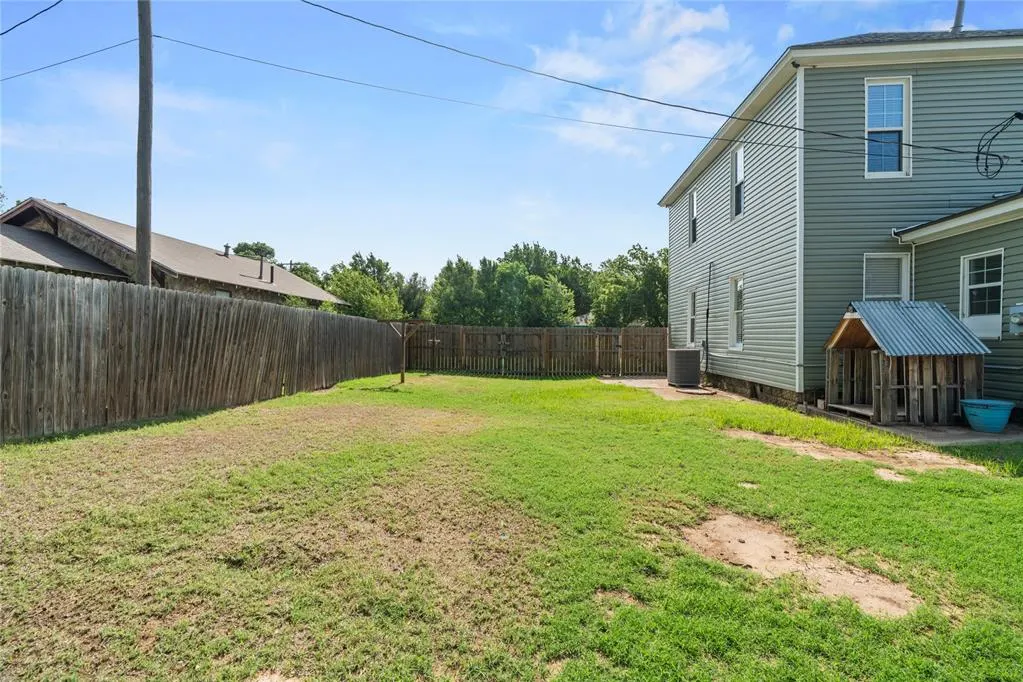 Photo 36 — 301 N Wikoff Avenue, Watonga, OK 73772