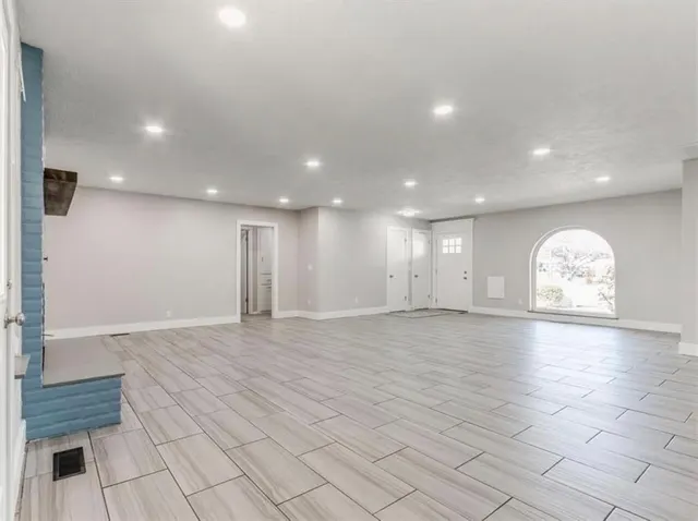 Photo 3 — 7008 N Comanche Avenue, Oklahoma City, OK 73132