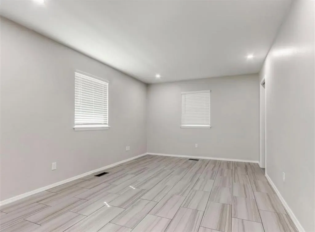 Photo 11 — 7008 N Comanche Avenue, Oklahoma City, OK 73132