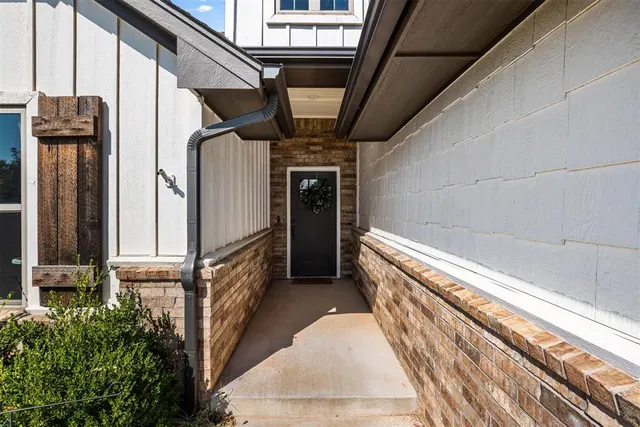 Photo 4 — 4305 Palmetto Trail, Oklahoma City, OK 73179