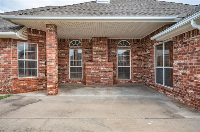 Photo 7 — 620 SW 154th Place, Oklahoma City, OK 73170