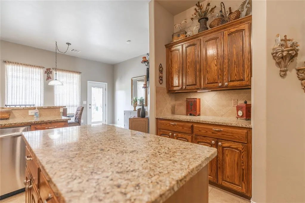 Photo 14 — 6204 NW 162nd Street, Edmond, OK 73013