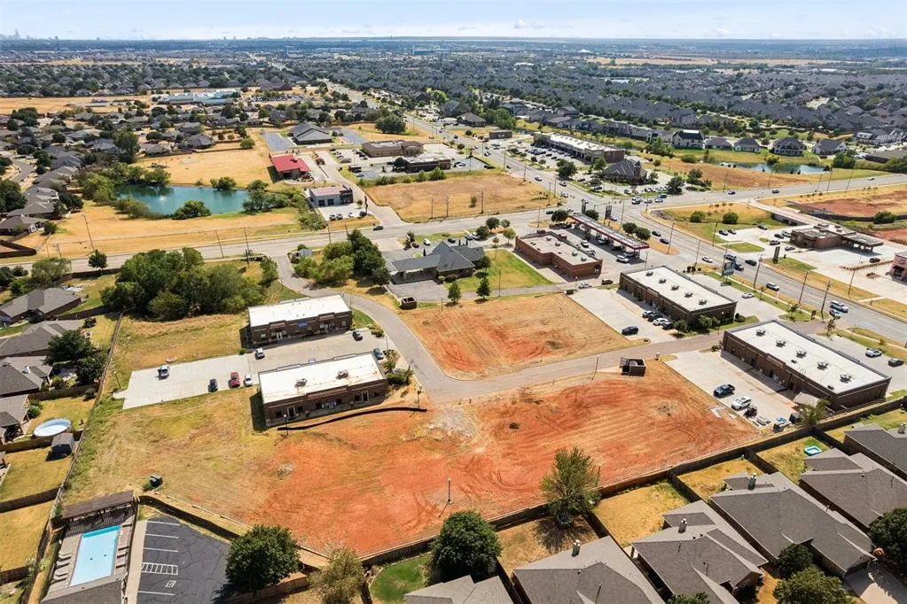 Photo 10 — 16530 N May Avenue BLDG 2, Edmond, OK 73012