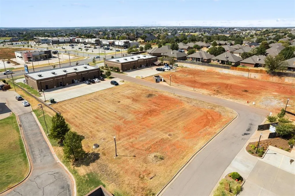 Photo 27 — 16530 N May Avenue BLDG 4, Edmond, OK 73012