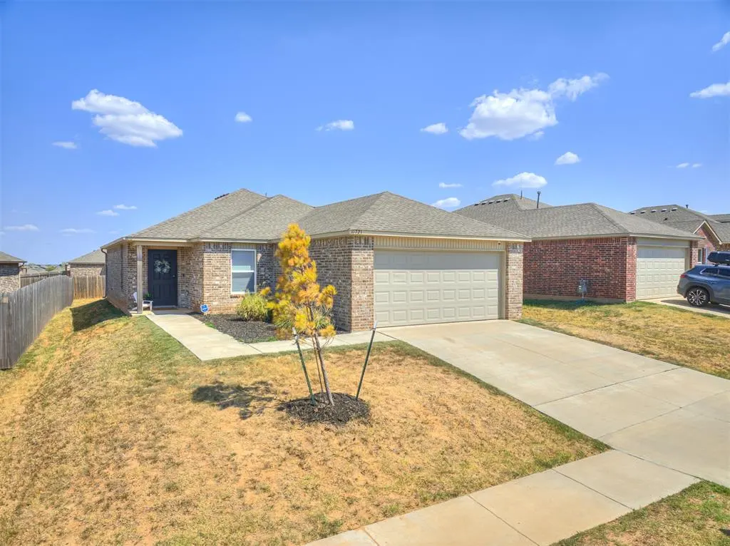 Front exterior — 11721 NW 96th Street, Yukon, OK 73099