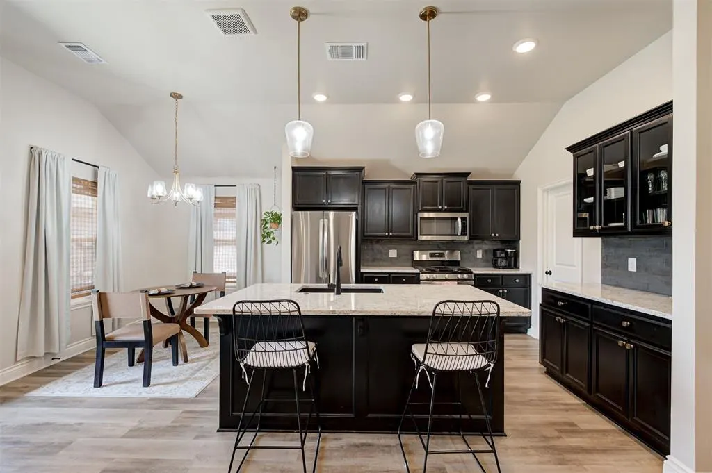 Photo 11 — 16136 Quiet Storm Drive, Oklahoma City, OK 73170