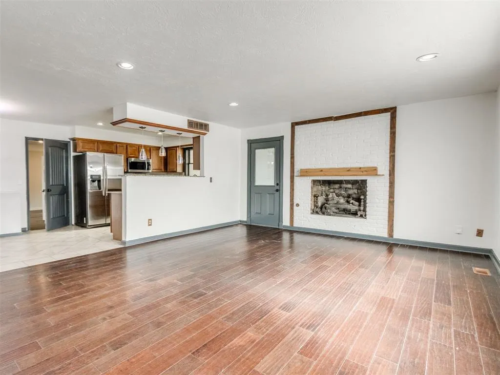 Photo 15 — 4205 NW 11th Street, Oklahoma City, OK 73107