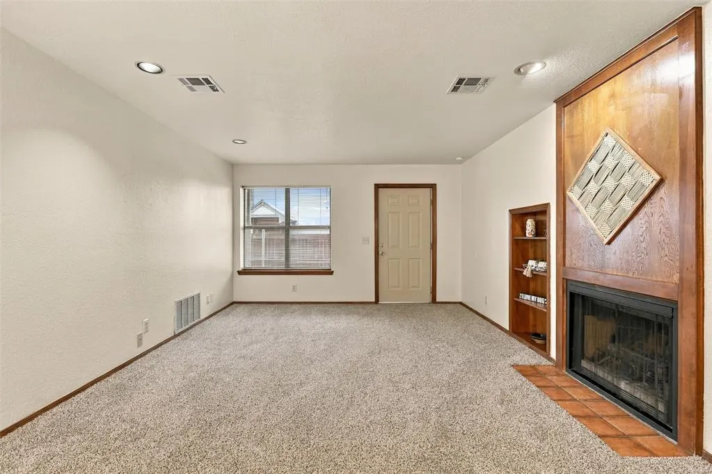 Photo 8 — 11405 Springhollow Road 302, Oklahoma City, OK 73120