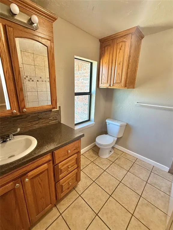 Photo 4 — 134 S Grand Avenue, Martha, OK 73556