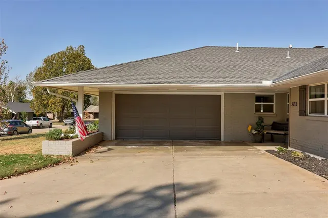 Photo 3 — 2713 NW 55th Terrace, Oklahoma City, OK 73112