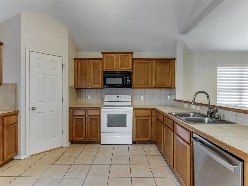 Photo 11 — 6009 SE 78th Street, Oklahoma City, OK 73135
