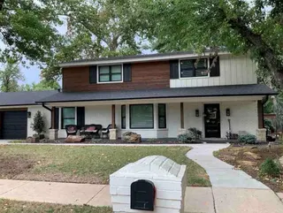 Sold home at 3907 Briarcrest Drive