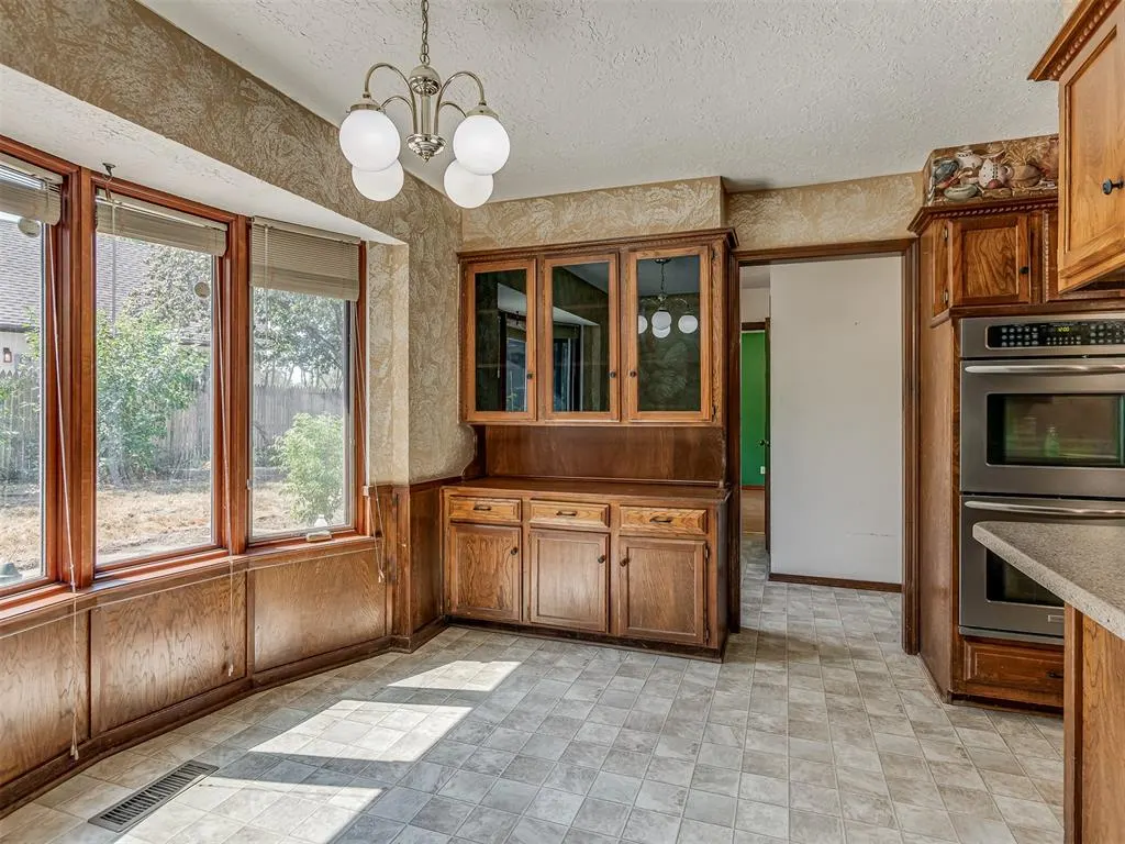 Photo 13 — 3314 Willow Rock Road, Norman, OK 73072