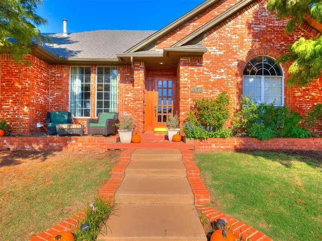 Photo 2 — 14817 Brasswood Boulevard, Edmond, OK 73013