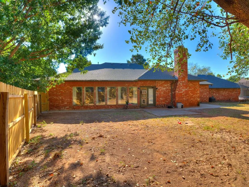 Photo 4 — 14817 Brasswood Boulevard, Edmond, OK 73013