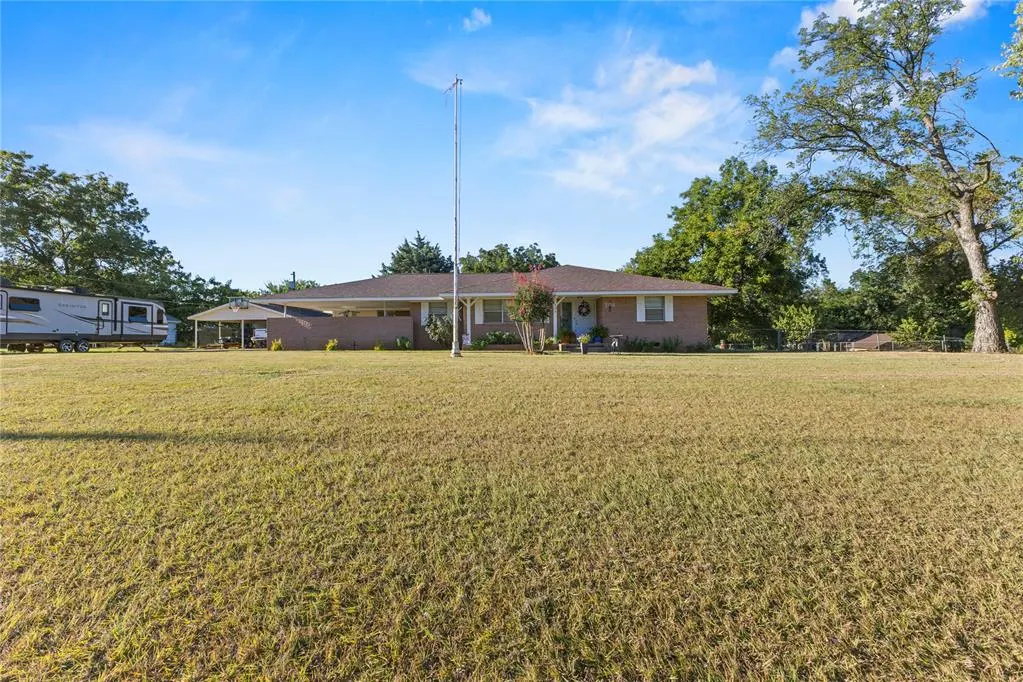 Front exterior — 506 E Schmid Street, Wynnewood, OK 73098