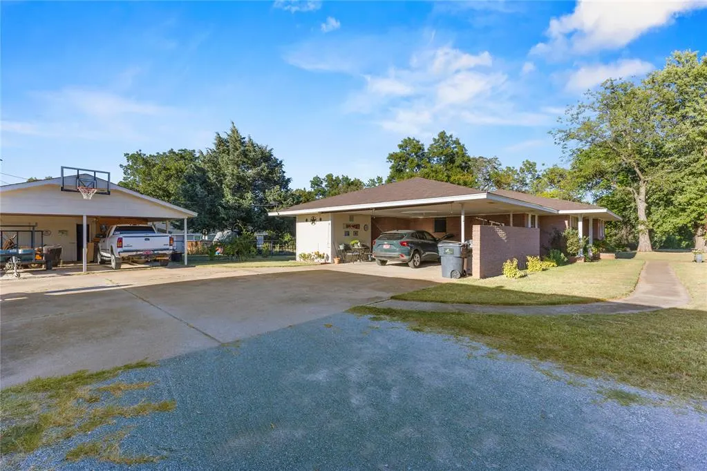 Photo 3 — 506 E Schmid Street, Wynnewood, OK 73098