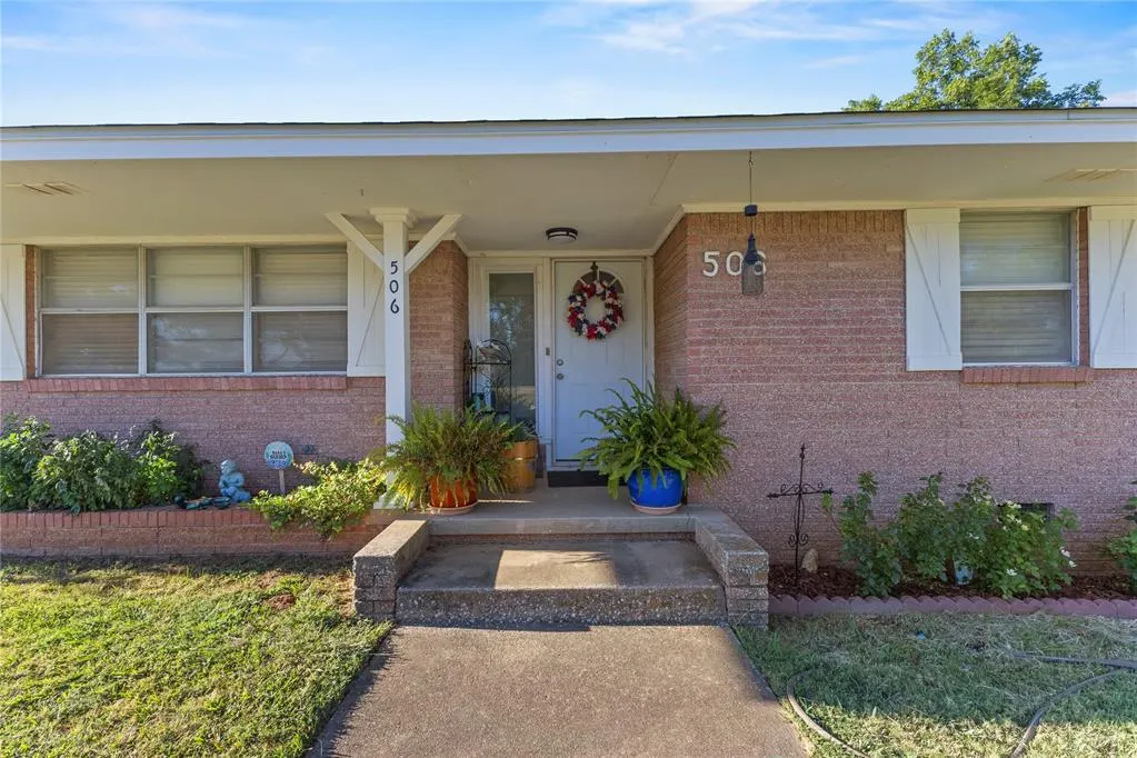 Photo 4 — 506 E Schmid Street, Wynnewood, OK 73098