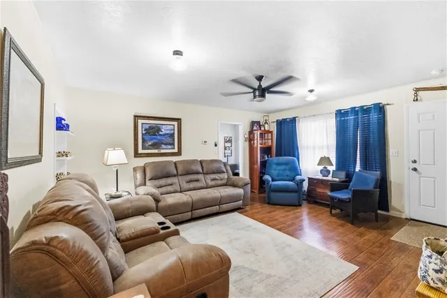 Photo 7 — 506 E Schmid Street, Wynnewood, OK 73098
