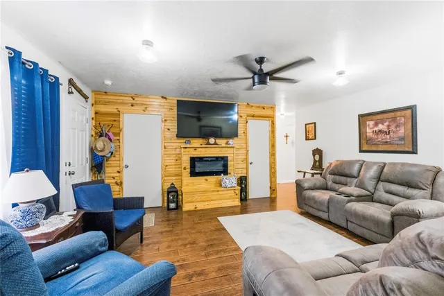 Photo 8 — 506 E Schmid Street, Wynnewood, OK 73098