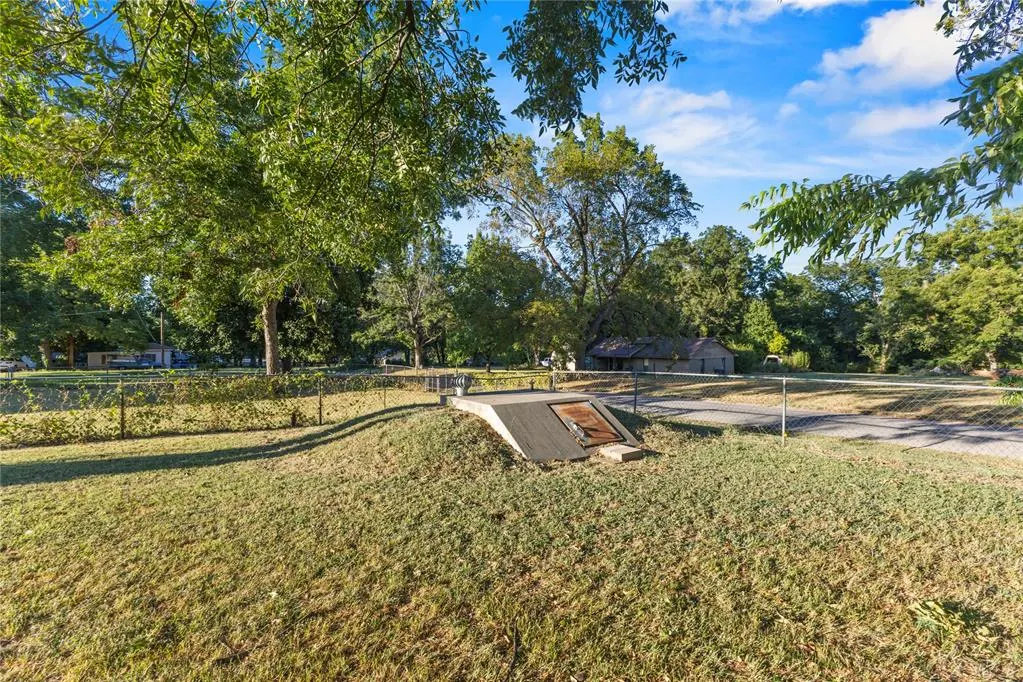 Photo 26 — 506 E Schmid Street, Wynnewood, OK 73098