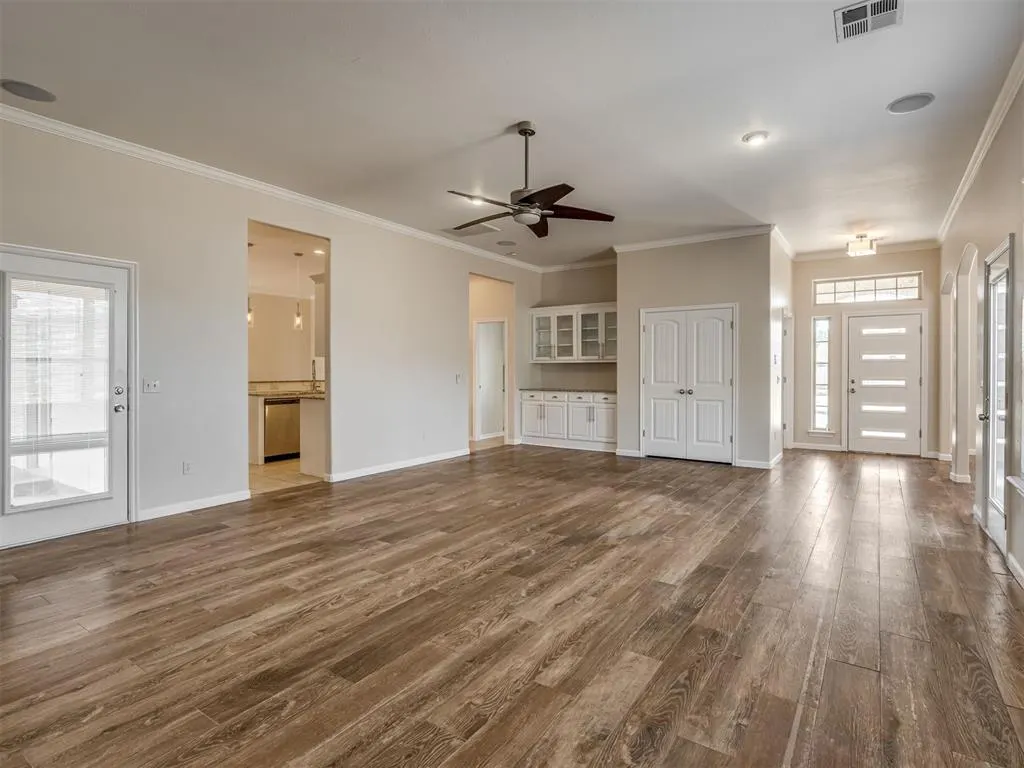 Photo 9 — 6609 Westlake Boulevard, Oklahoma City, OK 73142