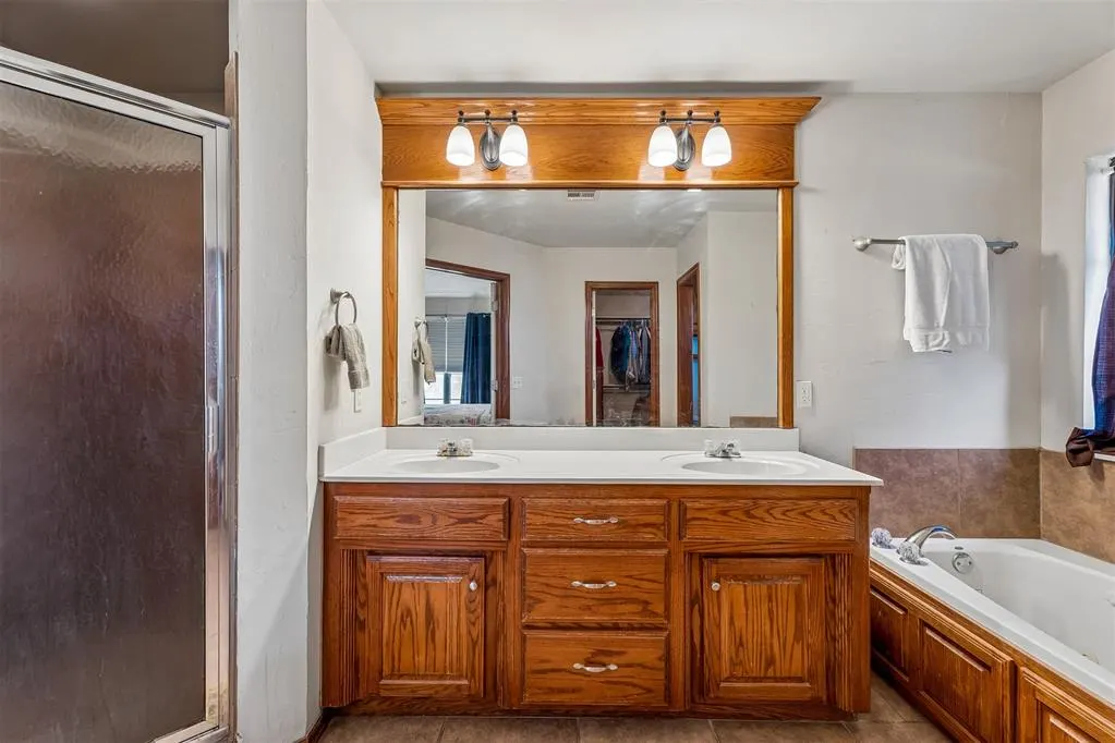 Photo 21 — 4712 Elk Creek Drive, Yukon, OK 73099