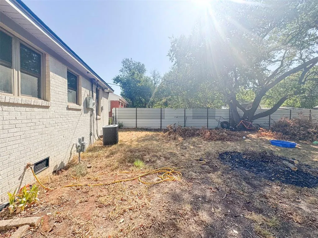 Photo 23 — 736 NW 88th Street, Oklahoma City, OK 73114
