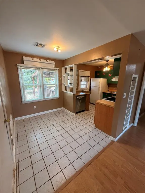Photo 3 — 1300 N Park Avenue, Altus, OK 73521