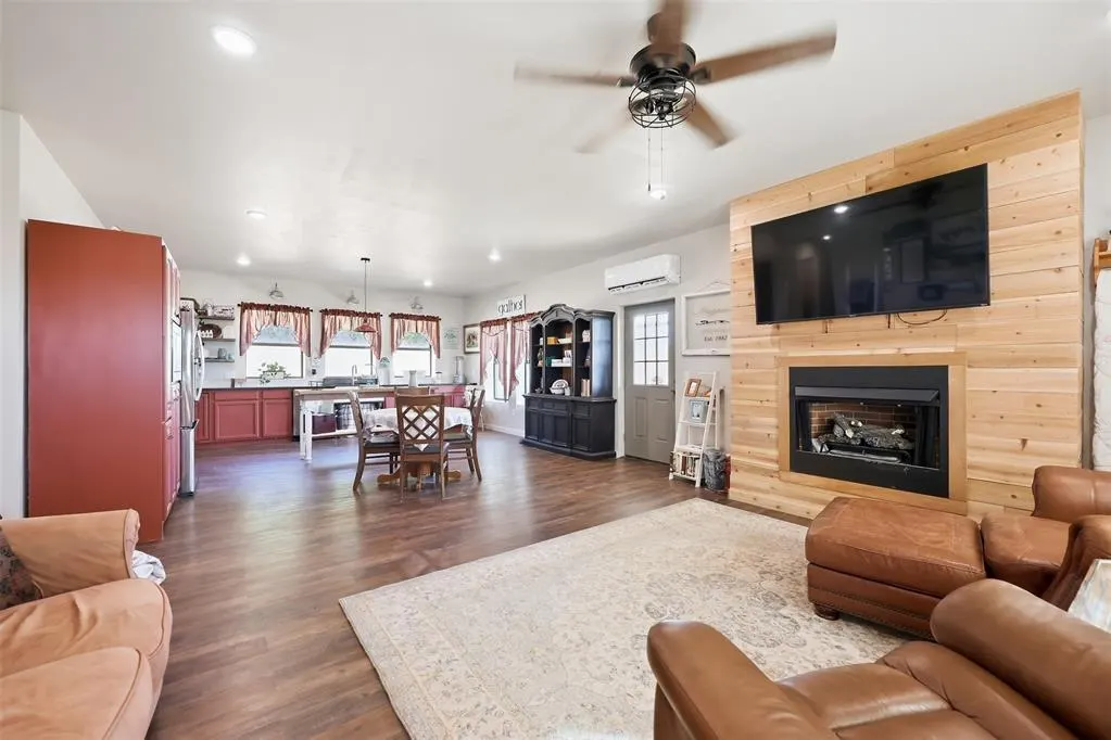 Front exterior — 16721 Dover Road, Crescent, OK 73028
