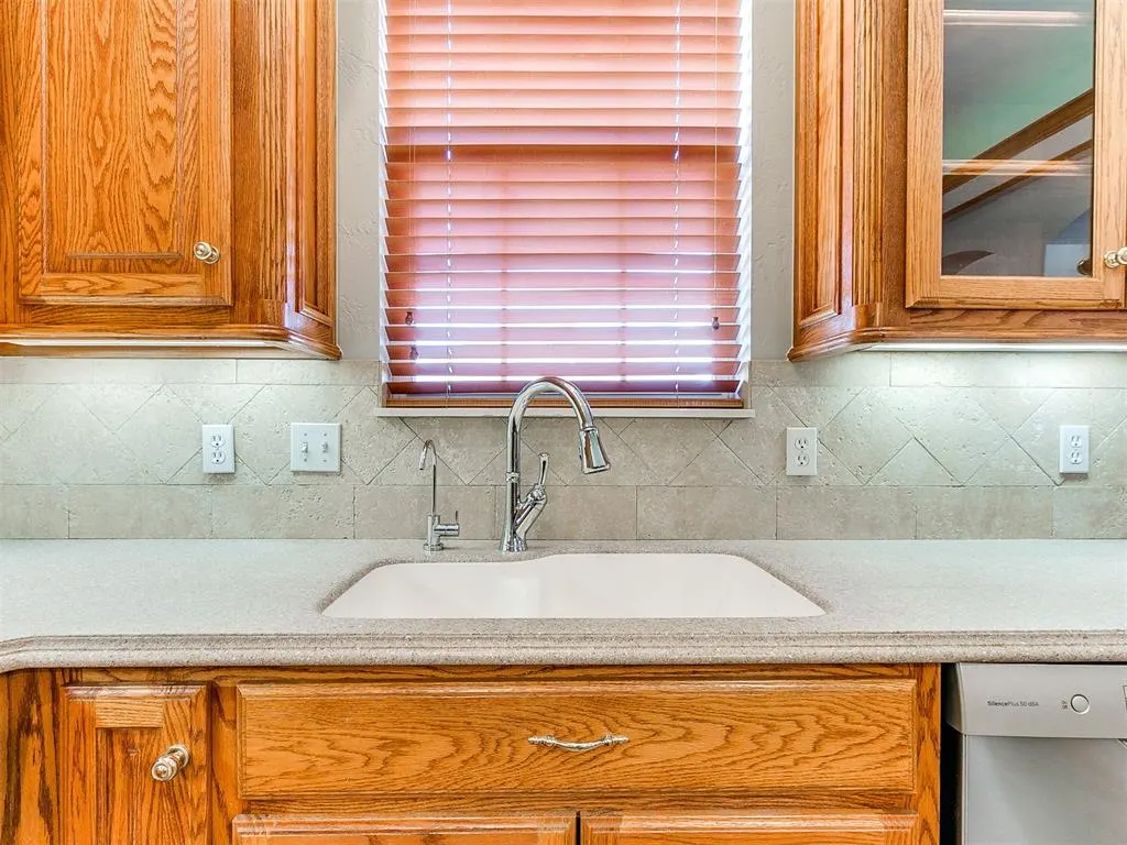 Photo 23 — 5612 Holly Brooke Lane, Oklahoma City, OK 73135