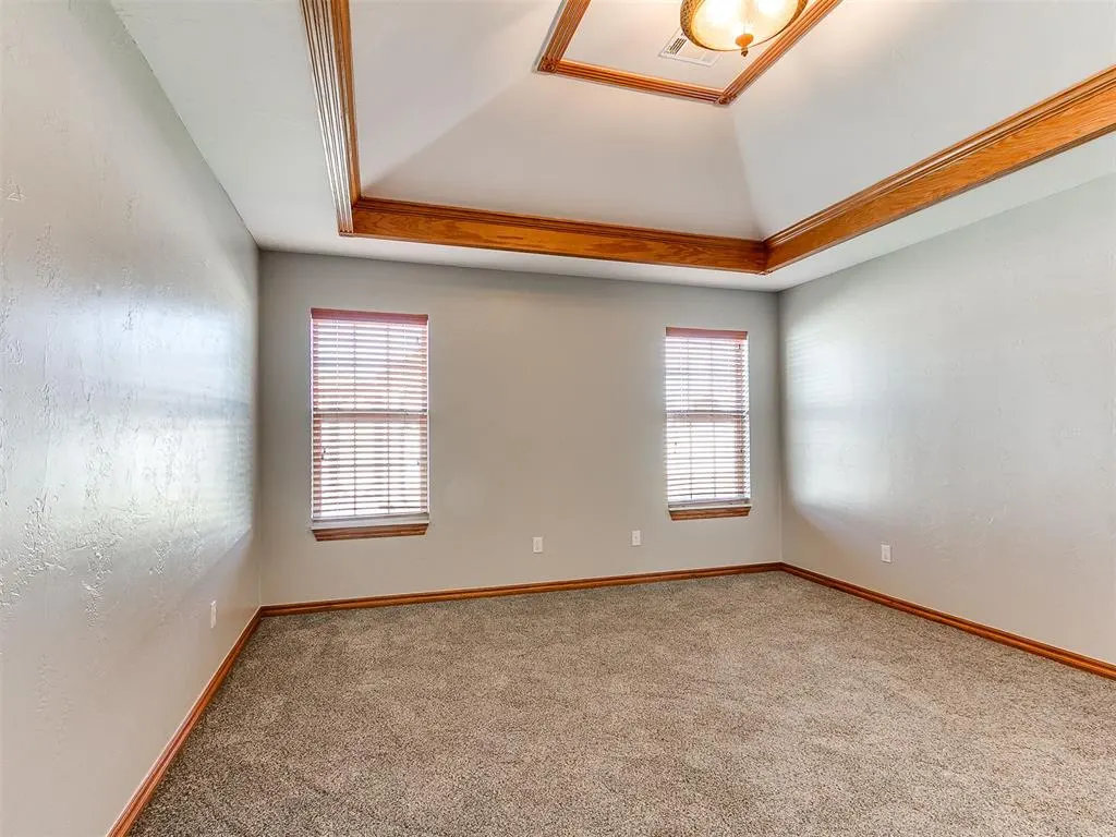 Photo 32 — 5612 Holly Brooke Lane, Oklahoma City, OK 73135