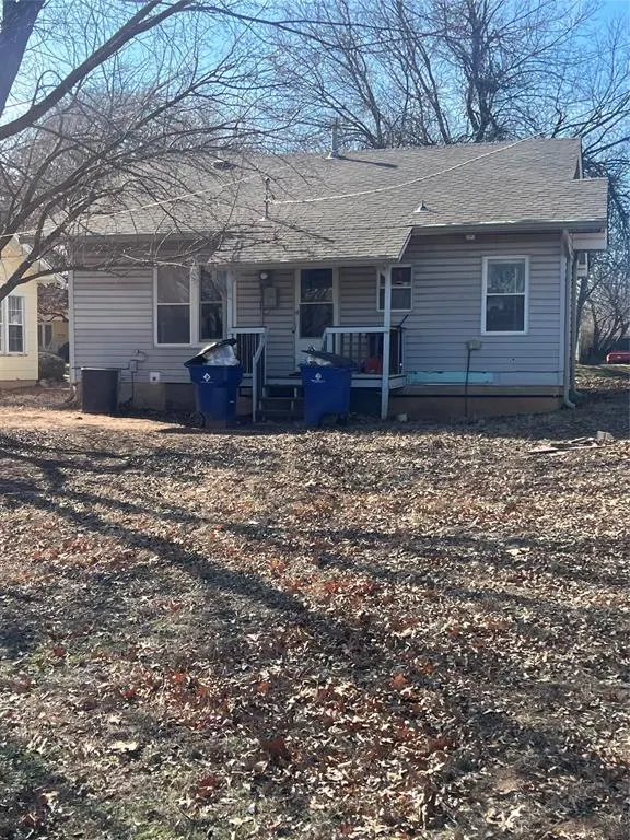 Photo 2 — 506 N Broadway Street, Marlow, OK 73055
