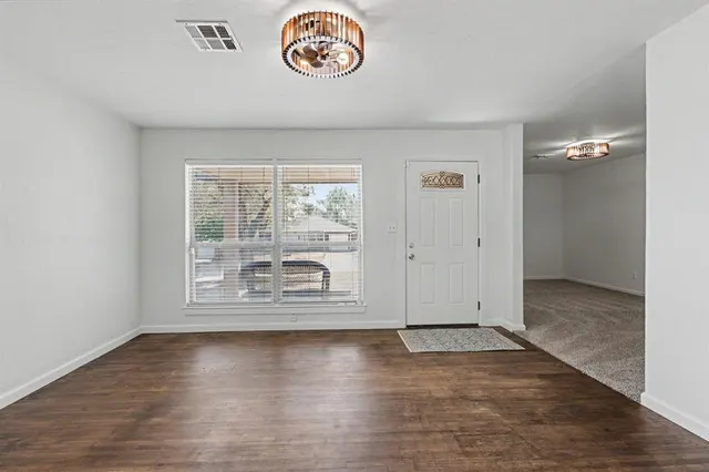 Photo 3 — 47 E 14th Street, Edmond, OK 73034