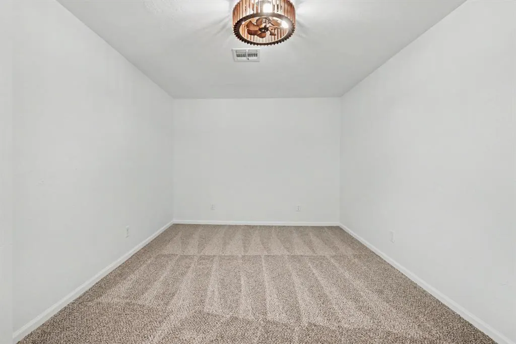 Photo 11 — 47 E 14th Street, Edmond, OK 73034