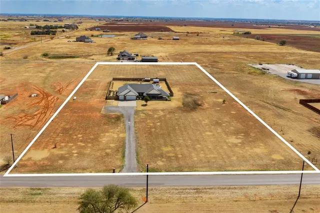 Photo 2 — 1430 NE Azalea Road, Piedmont, OK 73078