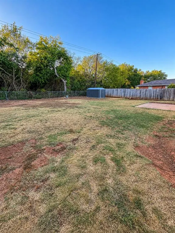 Photo 22 — 23 Seneca Drive, Shawnee, OK 74801