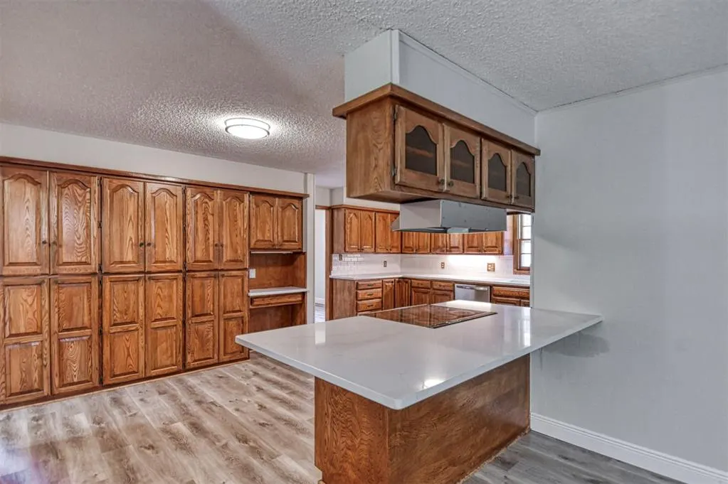Photo 15 — 220 W Glenhaven Drive, Midwest City, OK 73110