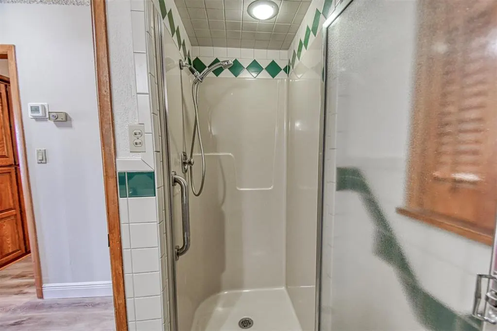 Photo 25 — 220 W Glenhaven Drive, Midwest City, OK 73110