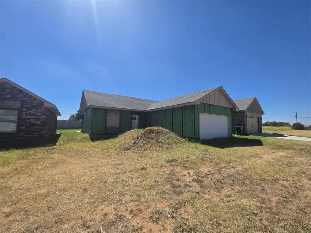 Photo 3 — 8506 NE 34th Place, Spencer, OK 73084