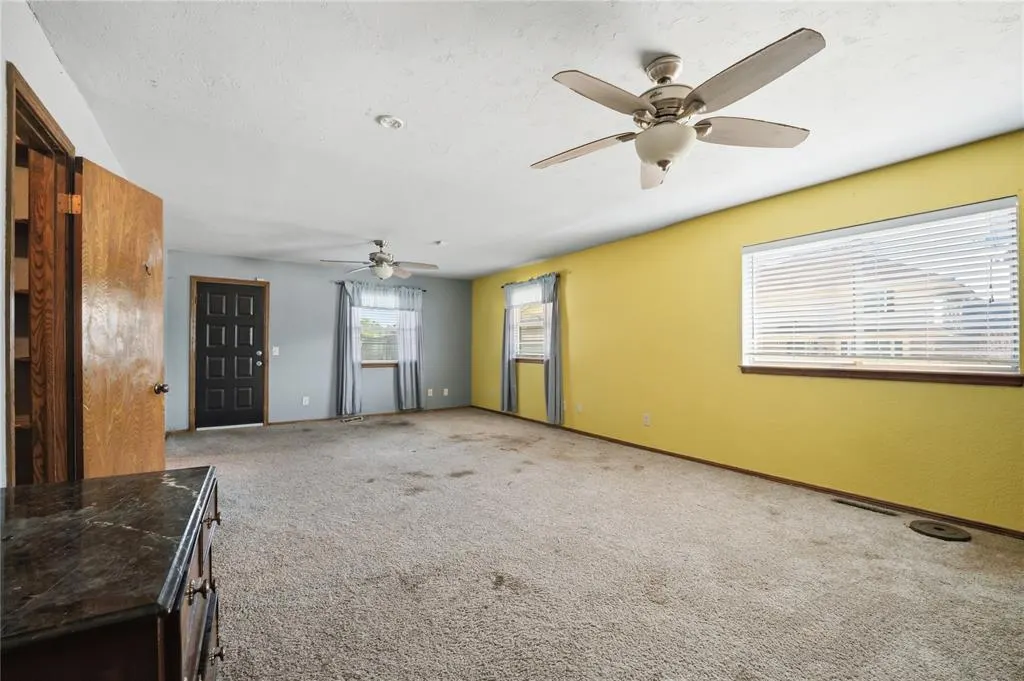 Photo 22 — 2716 N Eagle Lane, Oklahoma City, OK 73127