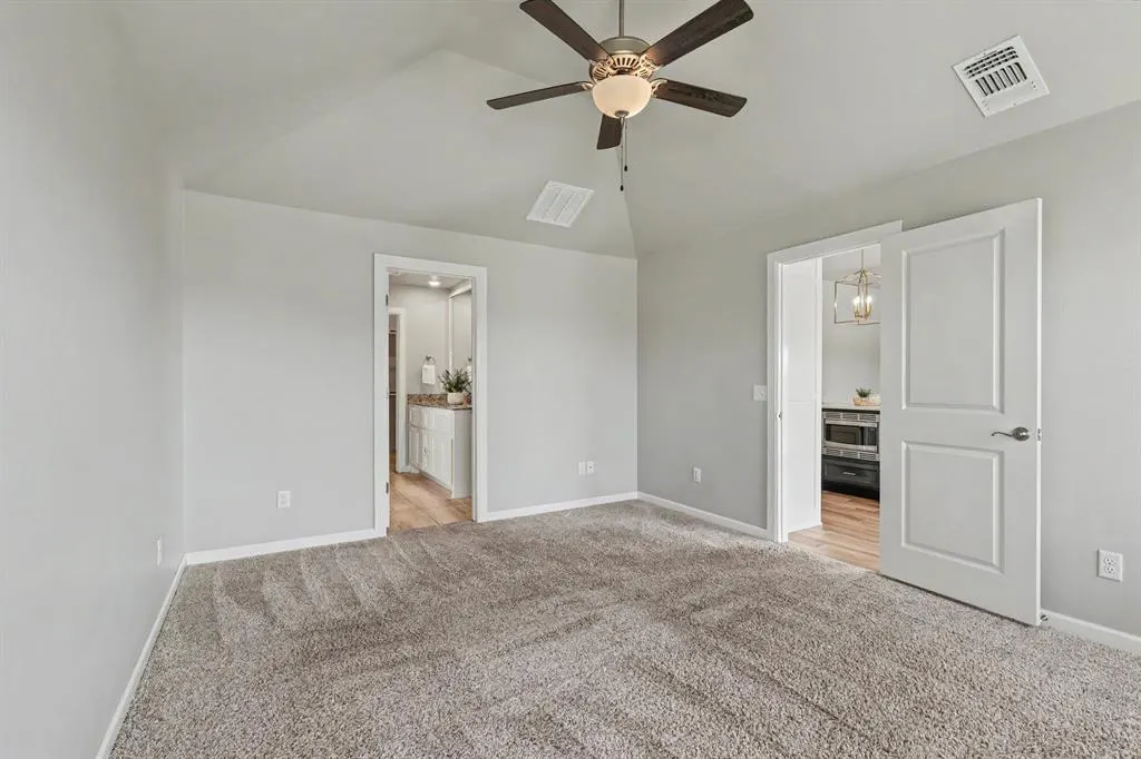 Photo 14 — 3808 Pettit Boulevard, Edmond, OK 73012
