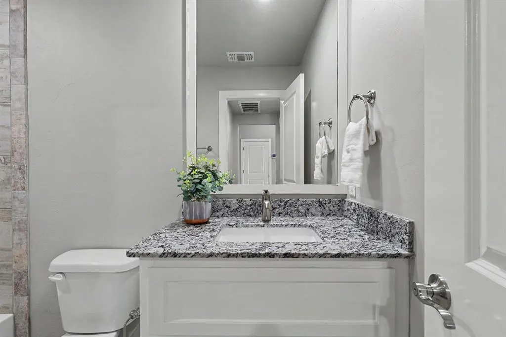 Photo 21 — 3808 Pettit Boulevard, Edmond, OK 73012