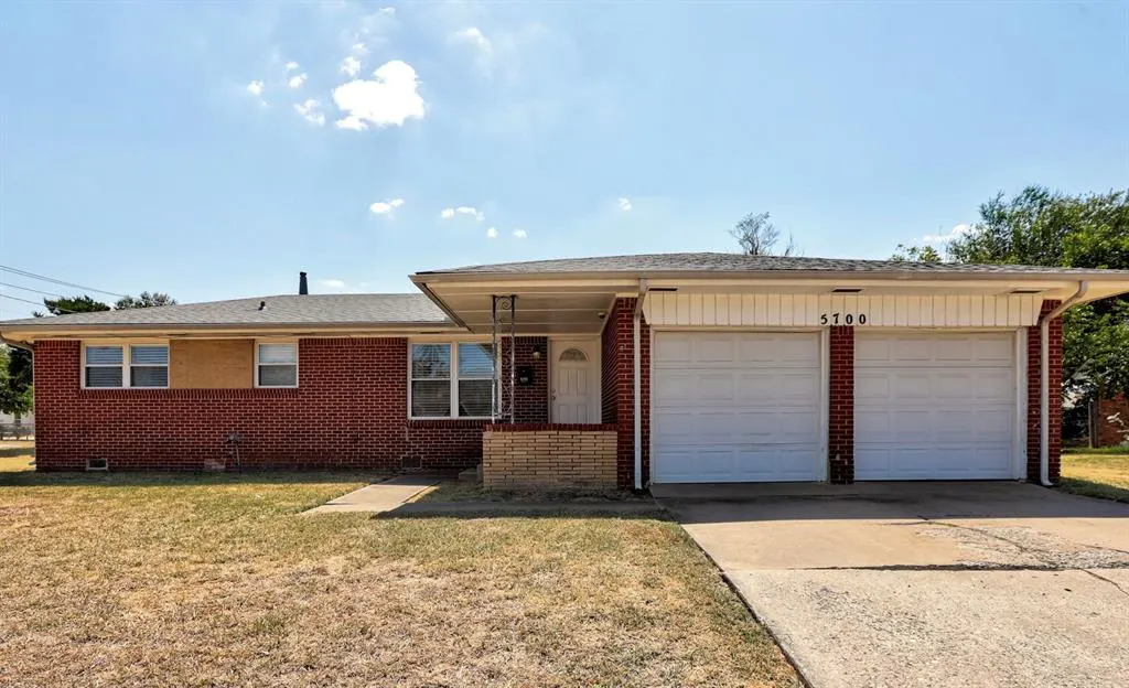 Front exterior — 5700 NW 47th Street, Warr Acres, OK 73122