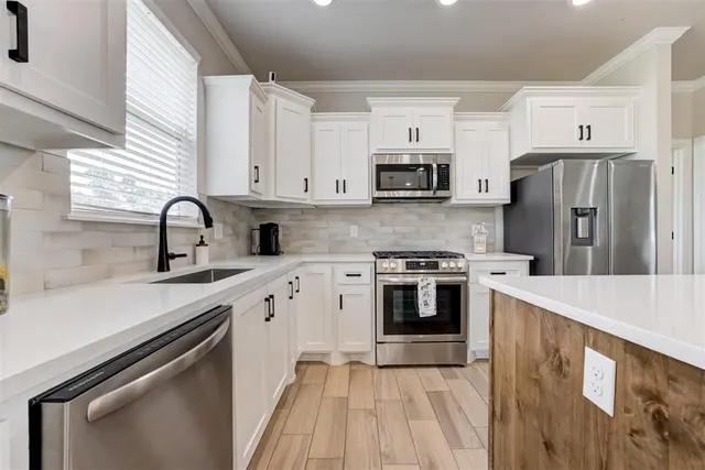Photo 6 — 1560 Prairie Vista, Guthrie, OK 73044